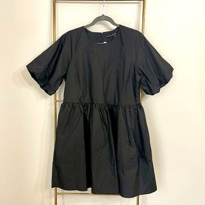 NWT Short Balloon Sleeve Mini Dress